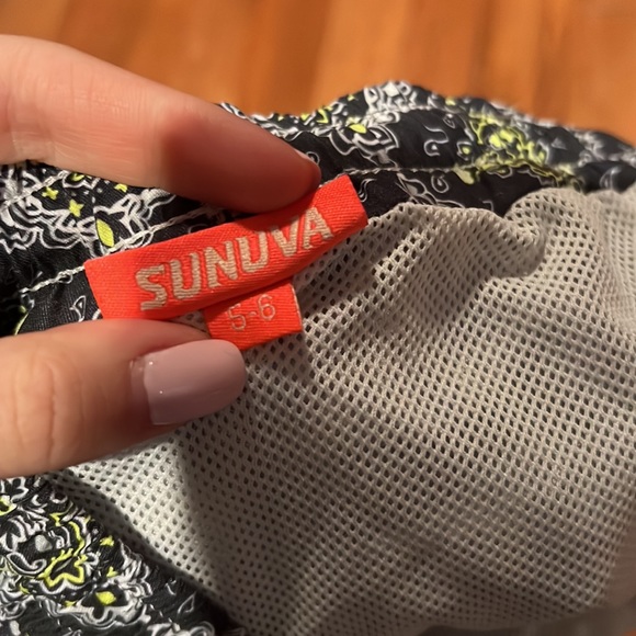 Sunuva boys swim trunks shorts - Picture 3 of 4